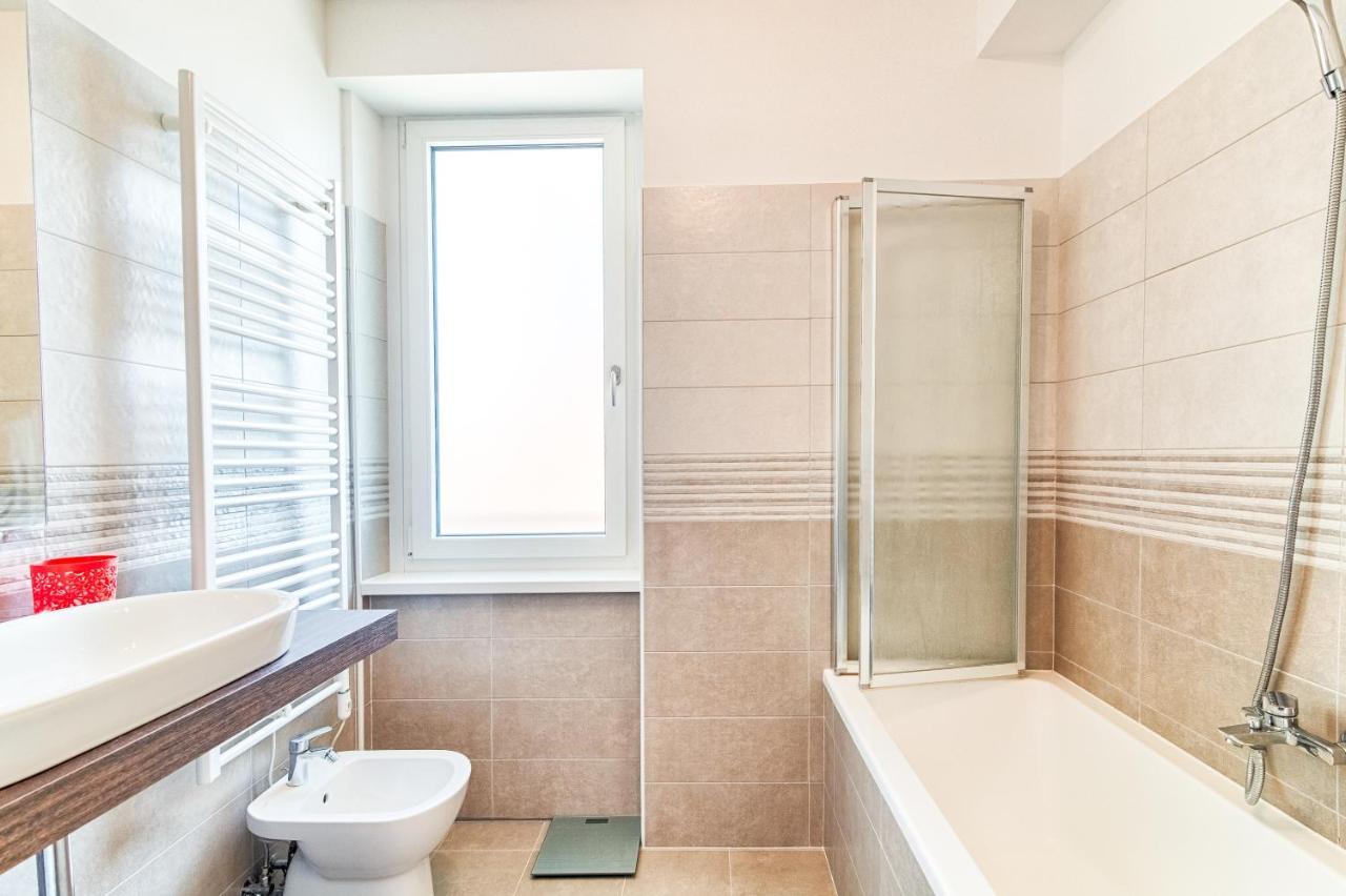 Liberty Sul Golfo Hotel Триест Екстериор снимка