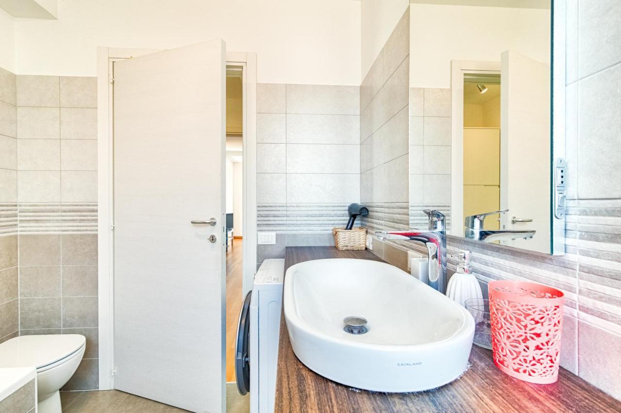 Liberty Sul Golfo Hotel Триест Екстериор снимка